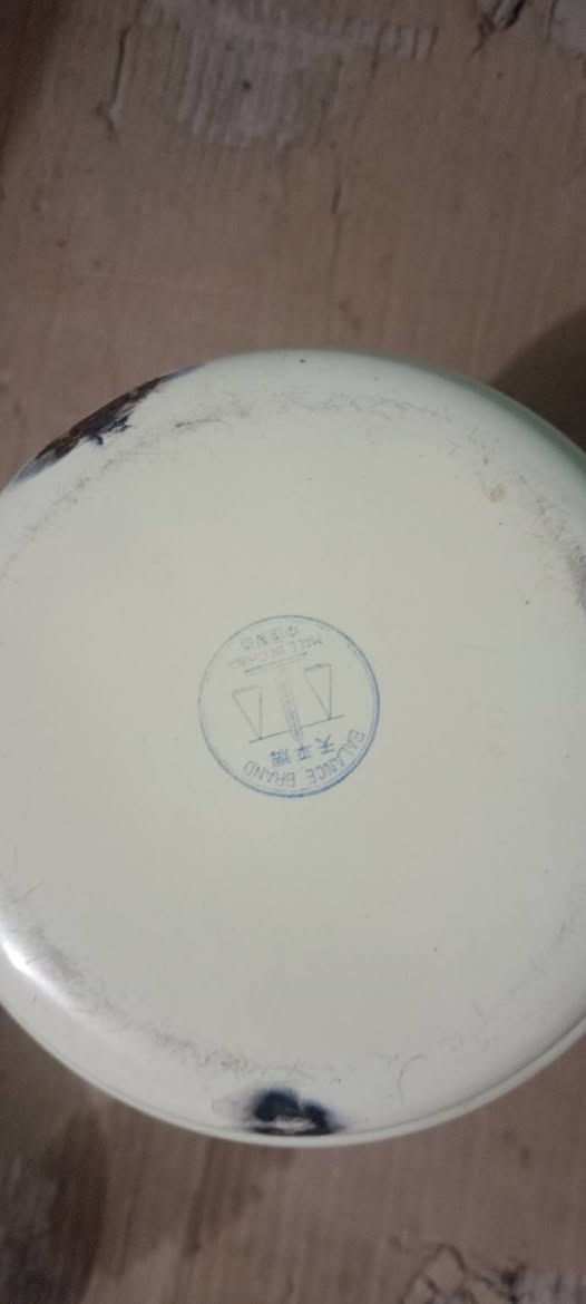 جداري اصفر  الون طاس قديم   للبيع  سيت 3 قطع ساده وعندي مرسوم ابو ورد  سيت 10 مكان حي عامل بغداد *********** مخابره 
بغداد

صفر طاس فافون اصلي قديم  2سيت كامل 3قطع سعر 20 واحدسيت و2  قطعه جدر  وحد سعر 10الف زوج
مكان حي عامل بغداد   واتساب
***********
