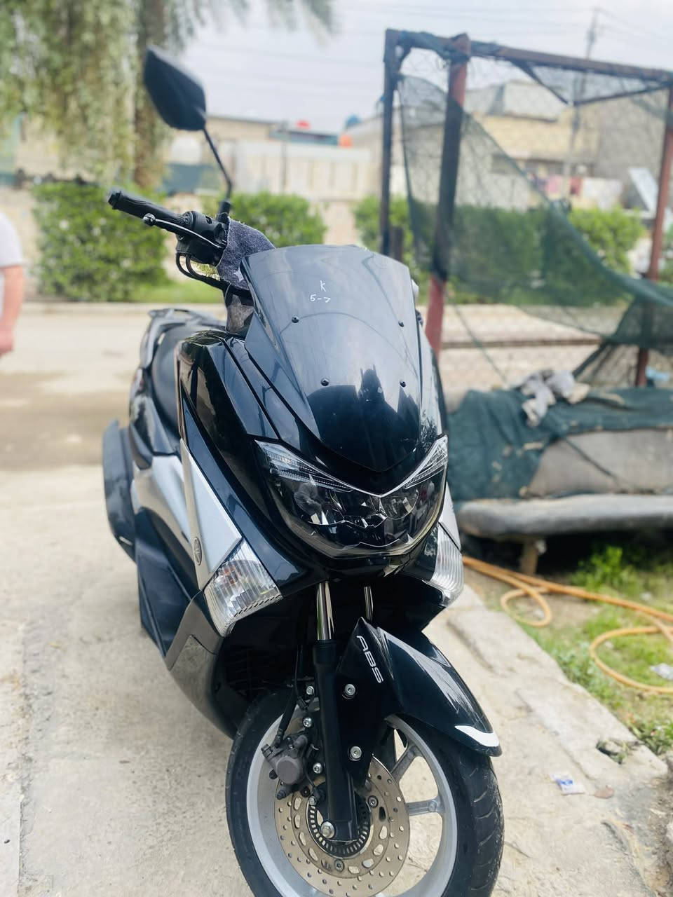 سلام عليكم NMAX لبيع مستعجل ماشيه 12الف حقيقي شلعه ومعدل دراجه خير من الله مكفوله كفاله عامه كهربائيات كله شغال 
مكاني بغداد دوره 
السعر ب15وبيها مجال لشراي 
استفسار :***********
