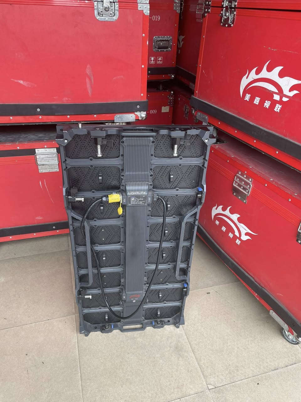 Selling 280 square metres Leiling 3.91 indoor screen, high brush 3840 Nova system, contact if necessary


**إذا كنت صاحب هذا الإعلان وتريد حذفه لأي سبب، رجاءا أرسل رسالة إلى الدعم الفني**