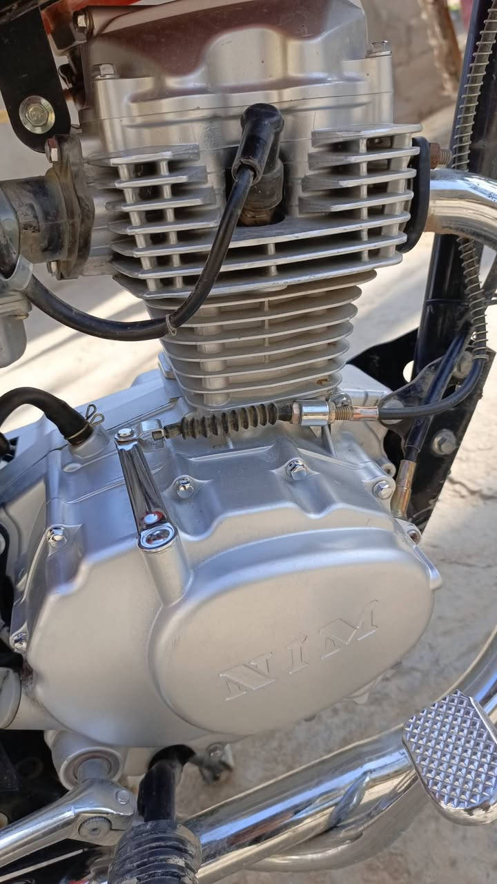 السلام عليكم دراجه للبيع اربع كير موديل 2025مكفوله كفاله عامه من كلشي من مكينه من أوراق دراجه باب اول كفاله عامه
مكان كربلاء طويريج قرب قطعت بنات الحسن ع السعر 600وبيه مجال حك الجيه الموشراي لايتعبني 
الهاتف ***********///***********
