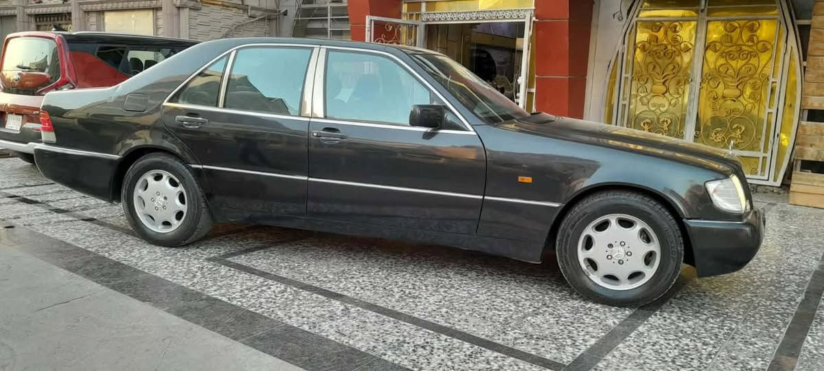 مارسدس شبح جاهزه من كل شي تفاصيل كامله ب الفيديو باسمي رقم بغداد السعر 65وبيه مجال ***********
