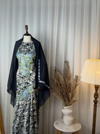 حرير هندي • تطريز يدوي • ٣ متر ونص