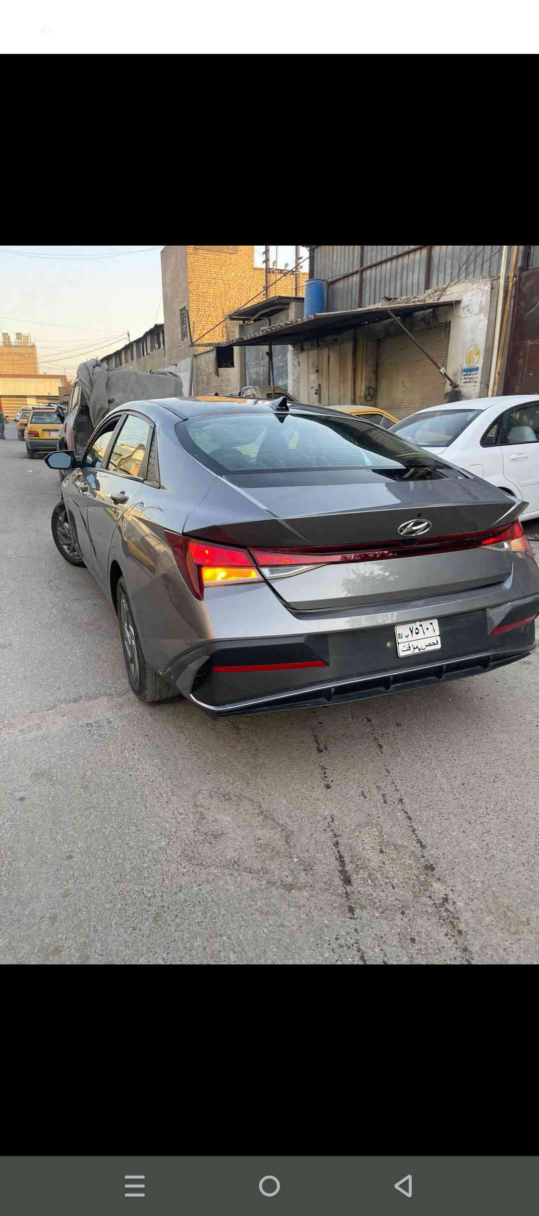 السلام عليكم النترة مديل 24 ماشية الف زيرو
حادثهة جاملغ خلفي امبدل او طخات 
مصبوغة عام 
موصفات رادارت خلفية
شاشة جتل
مانع انزلاق
السعر 105 
رقمي ***********
***********
