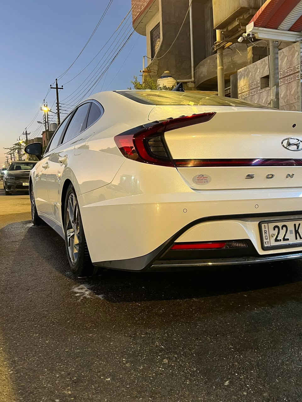 سلام وعليكم سوناتا للبيع 2021 وارد كوري بانزين رقم اربيل بسم شركه مكفوله ضربه وتبديل بيه صبق اماكن فول مواصفات عنوان بصرة قبله رقمي ***********
