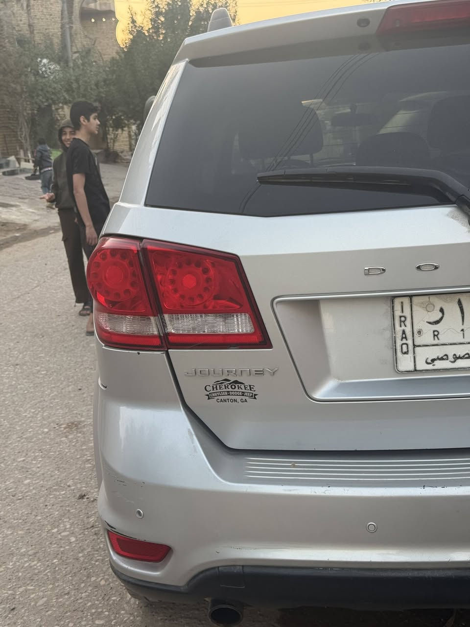 السلام عليكم جورني ٢٠١٣ رقم بصره مشروع وطني محرك ٣٦٠٠ حادثه صندوق فقط جاهزه السياره بيع ومراوس مكاني ميسان _ العماره ***********
