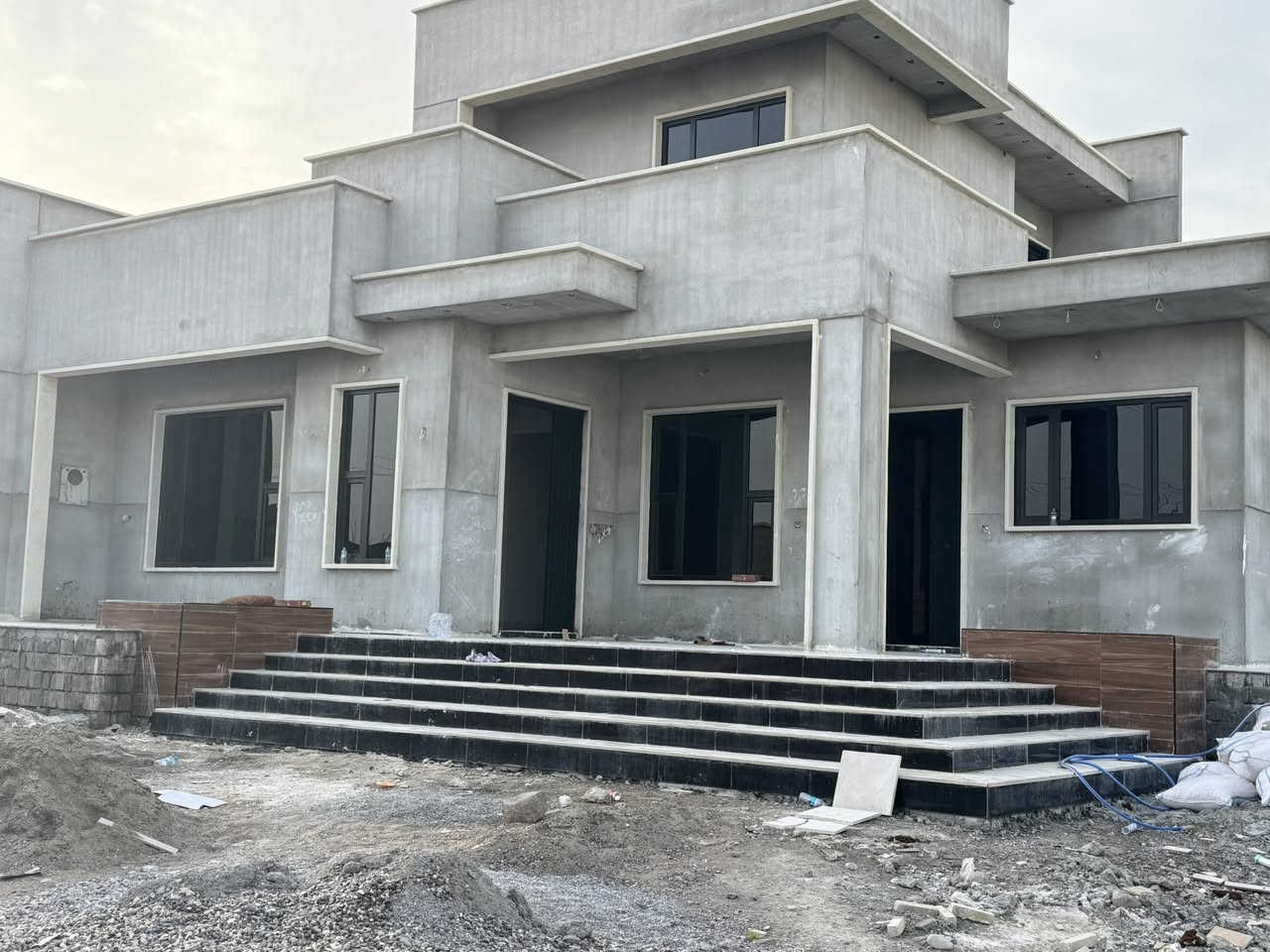 معمل بلاستك السالم بأنسب الأسعار لعمل كافه انواع الابواب والشبابيك ومحجلات الدرج يتوفر لدينا جميع ألوان وأنواع شركات البلاستك وجميع الفصالت العنوان الشرقاط اجميله قرب سيطره ام الشبابيط... لسنا الوحيدين لاكننا الأفضل
هاتف *********** شمولي العراقي 
هاتف. ‭0783 837 4750‬
