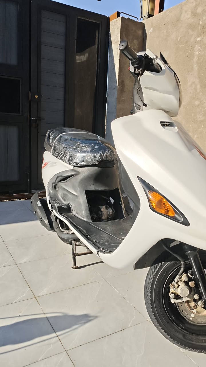 دراجه فراشه
محرك رمبه صارله شهرين
الدراجه بلاديه
السعر 475
الستفسار
*********** 
 المكان /مفرك الصلاحيه
