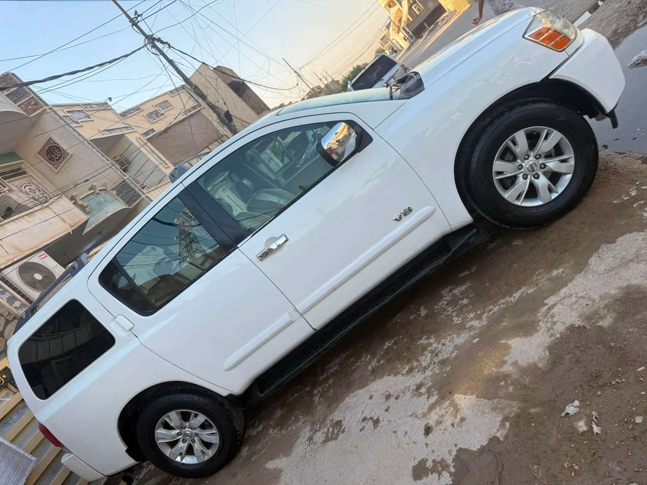 ارمادا موديل 2005 رقم اربيل خليجي فول مواصفات موضح كلشي بالفيديو السعر 73 ورقه بيها غرامه 10 ورقات تنزل من السعر مكاني بغداد الدوره 
***********
