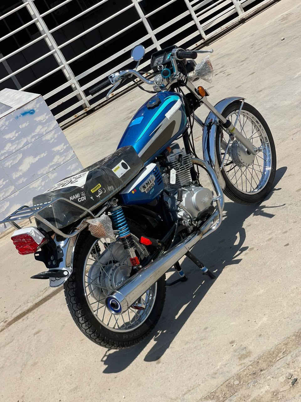 السلام عليكم للبيع دراجه نامه شلامجه 2023🥇 نضافه فول اوراق كامله كهربائيات كلهة شغاله مانقصهة شي السعر🫰 مليون و250 وبيهة مجال شي بسيط ميعجبك السعر كلشي اكو ب السوك العنوان واسط قضاء الصويره ***********
