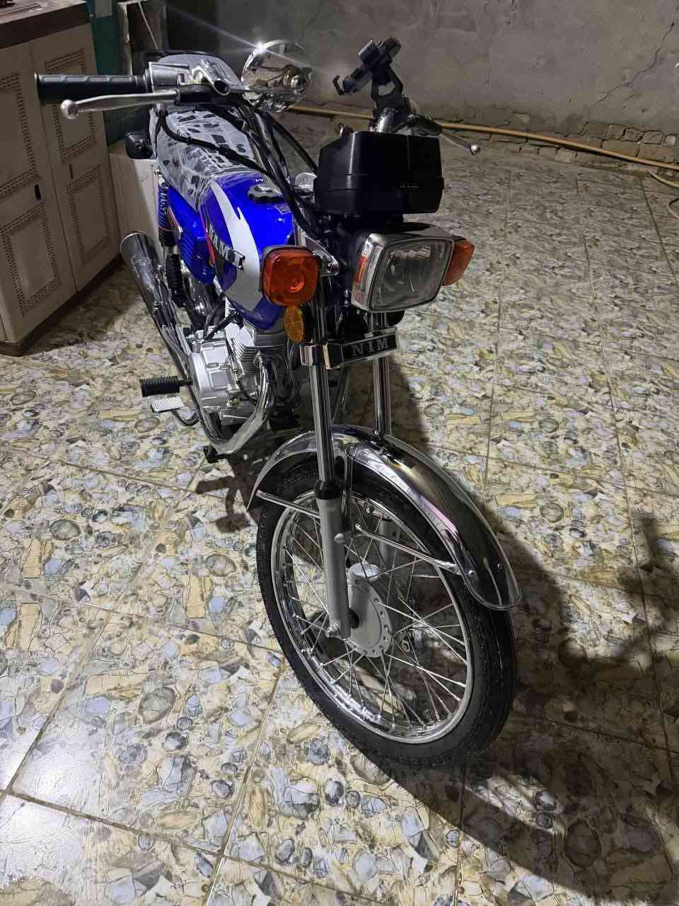 السلام عليكم دراجه للبيع أوراق 350قفل مكاني بغداد *********** موجو واتساب
