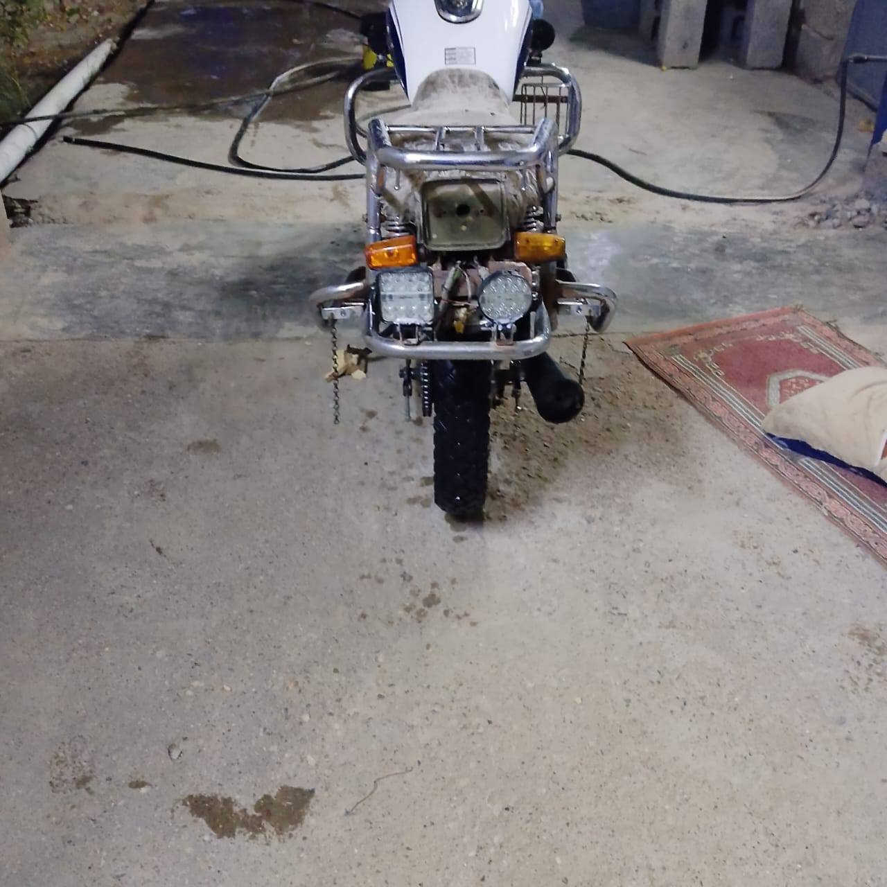 سلام عليكم دراجه اليبع أوراق كامله موديل 2014 ***********
