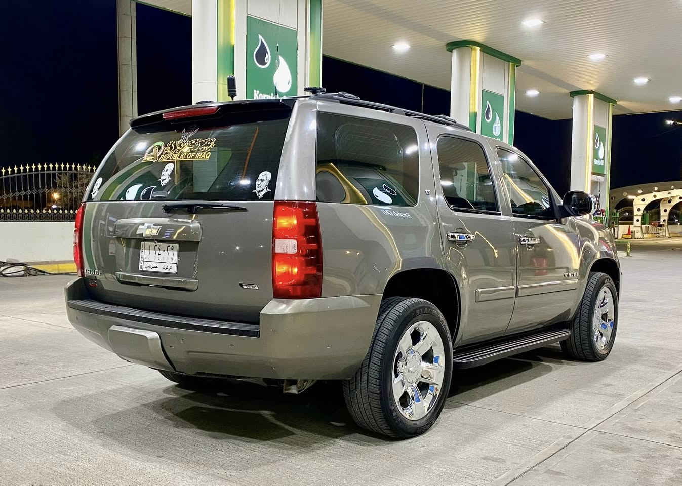 تاهو موديل 2008 رقم كركوك اليف سنويه عضم عاج شرط بس وكاله كمرك ما مدفوع السياره بدون صبغ مكينه 8 فول اوتماتيك كير محرك صدر تخم تاير تبريد كله شرط سياره جاهزه مابيها نقص السياره جديده السعر 140 بيها مجال بسيط للشراي العنوان كركوك رقم الهاتف***********
