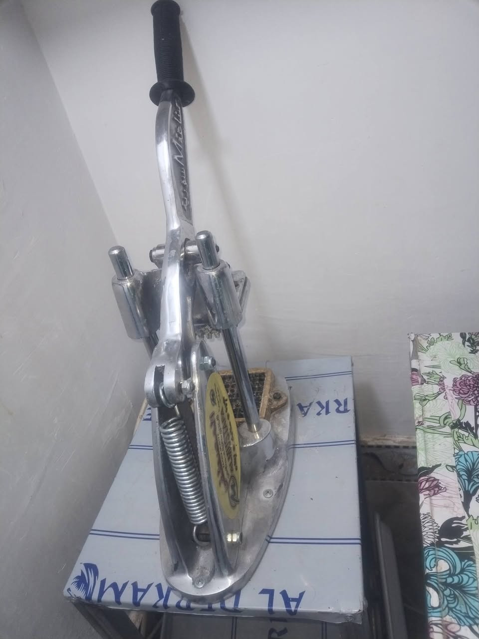 قطاعه فنكر بعدهي جديده مسعمله يوميه ب 100 وبيه مجال ***********
