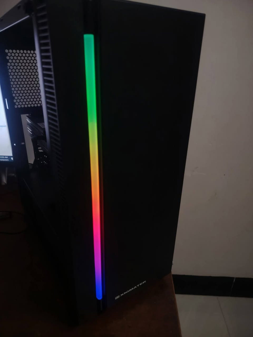 PCللبيع مكاني موصل 
معالج زيون E5 2680V4
بورد X99كيمنك
كرت شاشه RX580AMD 8G 
بور سبلاي 600w
تخزين SSD128

HDD500
يجي وياها كيبود وماوس وسمعات 
و كيم بأس شهرين التمت مفعله ب25الف 
 كرت شاشه شرط مامفتوح 
 للبيع سعر370 انطي ضمان بيها اي عطل مشكله ترجع
***********
