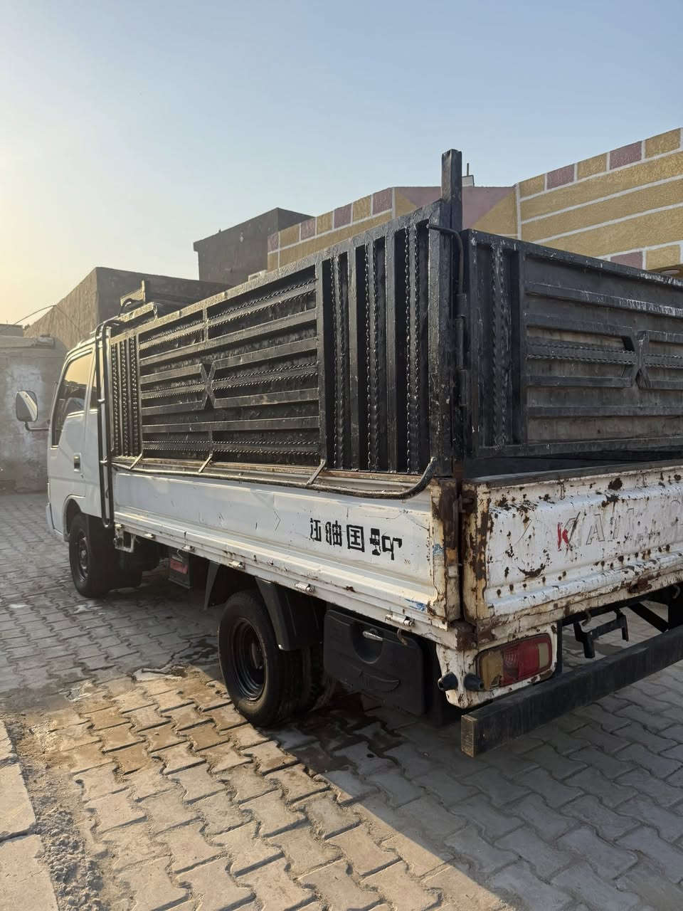السلام عليكم كيا فنتيره للبيع سياره مكفول الشاصي سياره خير من الله السعر ١٦٢ وبيها مجال بسيط رقم ***********
