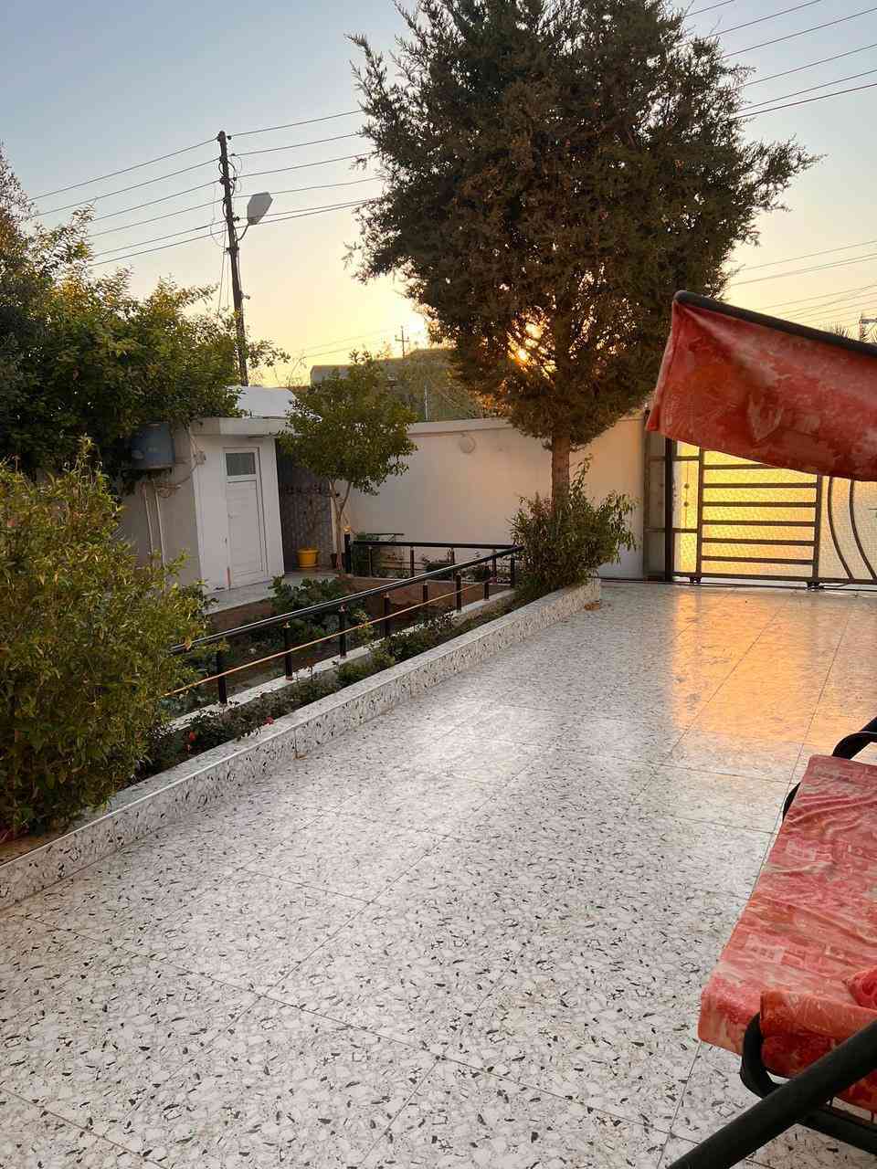 ‏دار للبيع***********
