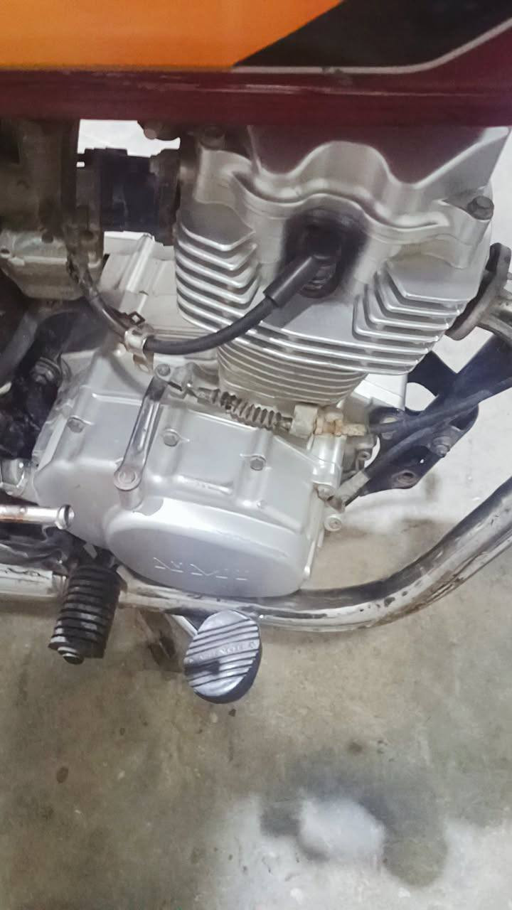 سلام عليكم نامة شلامجة بلاد المحرك مامفتوح ودراجة حيل نضيفة شوفت عينكم ويلات جدد هنا وتايرات دبلات شوية تعبانه دراجهة دوات دوات مكفولة عشاير شلعة ومعدل يشك الكاع دراجهة تعمير 25 السعر 650وبيهة شويه مجال للشراي رقمي ***********
