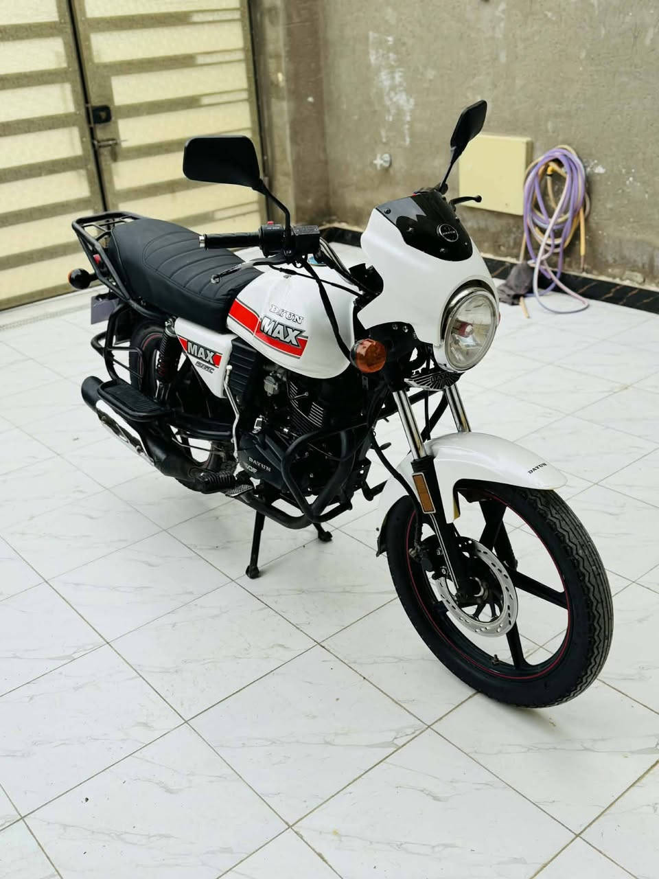 دايوان 22 كفاله عامه للبيع لاتكلي شبيها مابيها ***********
مو شراي اطلع كبل
