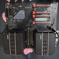 معالجين Xeon E2680v4 • NVMe ٢تيرا • رام ٣٢ جيجا