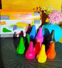 أقلام تلوين • شمع بارافين • آمنة للأطفال