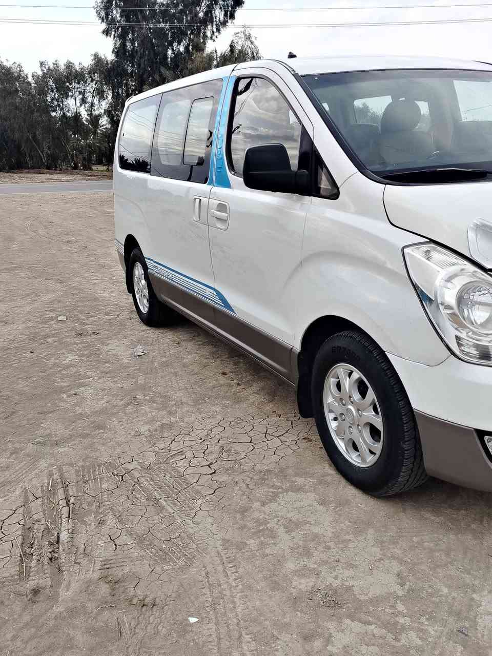 للبيع سياره ستاركس  مكفوله كفاله عامه موديل 10
فول مواصفات سياره جاهزه حدايه جاهزه تخم تاير رقم بابل تبريد ثلج مري شفط سياره جديده داخله جديد
السعر 140 *********** العنوان الديوانية المهناويه 
 وغير متواجد على الفيس بوك مكلف بل نشر الشراي
