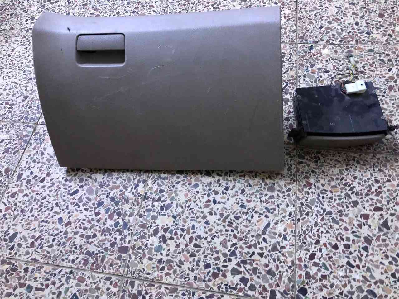 نفاظة وصندقجة سبيكترا 
السعر٢٥الف 
مكاني بغداد المحمودية 
***********
