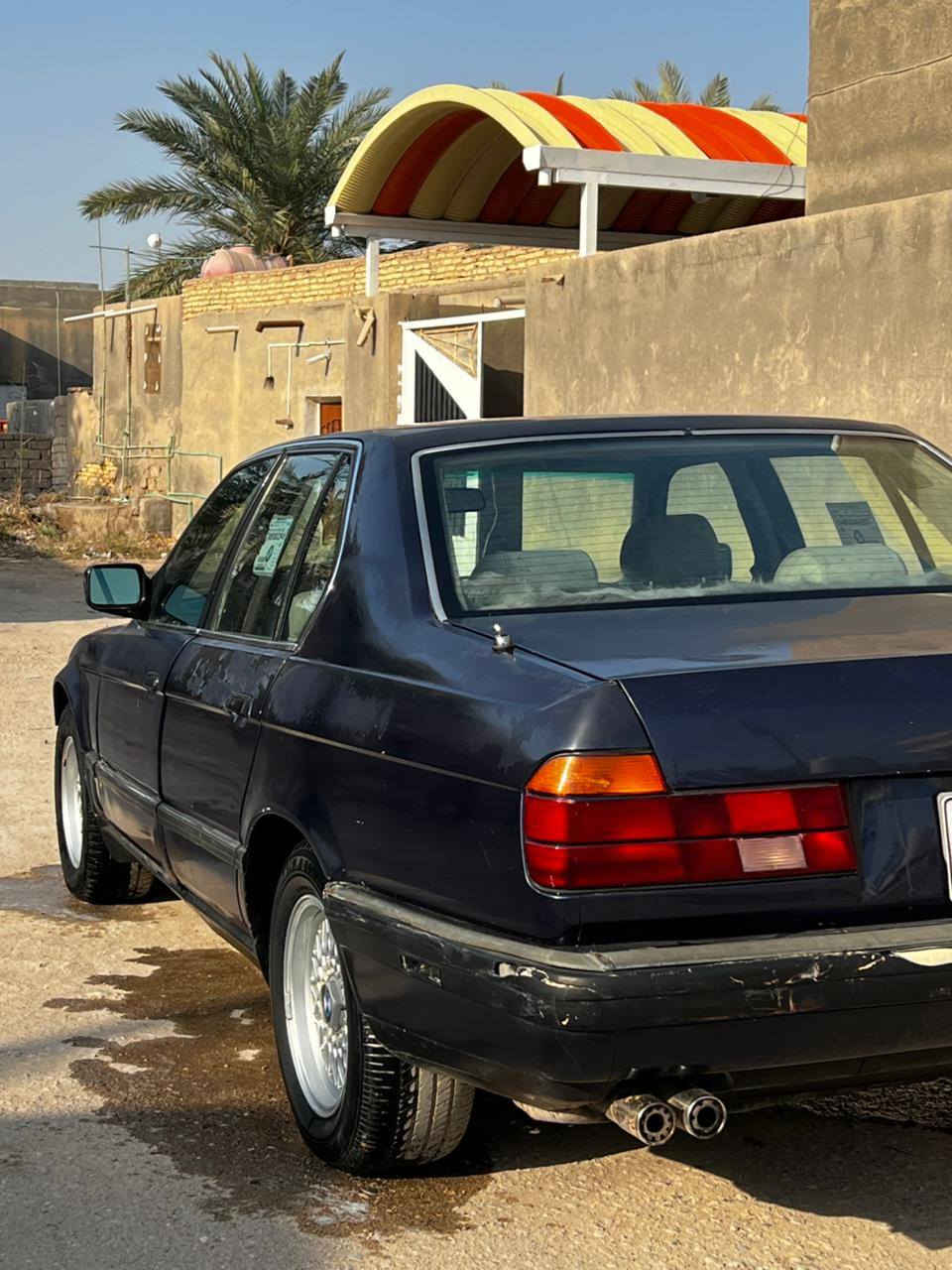 سلام عليكم
سياره بيئم مديل 89
 سنويته منتهيه
 مكينه بلاديه 6 سلندر
 كيره بي تئخير
 العنوان البصره الدير راعيه بالبصره
رقم بغداد
السعر 33 وبيها مجال قليل
رقم الهاتف ***********
