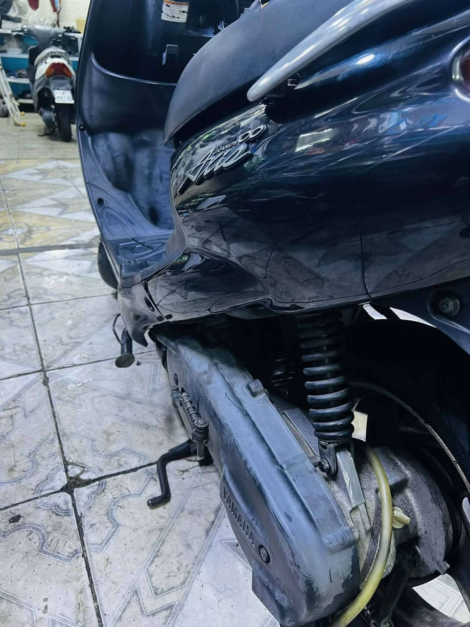 سلام عليكم اليدور نضيف اكزز حاويه غيرمستخدم بالعراق مامفتوحه شرط نكره كلشي شغال تجي تشوفه بعد احلا من الصور سعره مليون و150وبيه مجال قليل ***********
