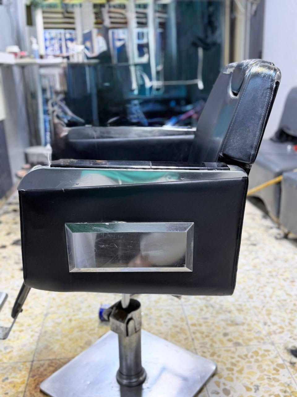 السلام عليكم كراسي للبيع عدد اثنين مكاني بلديات


**إذا كنت صاحب هذا الإعلان وتريد حذفه لأي سبب، رجاءا أرسل رسالة إلى الدعم الفني**