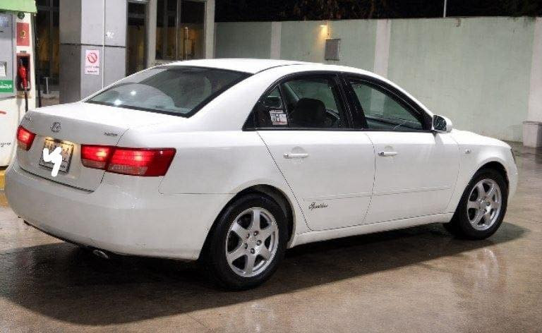 ‎بــــــــۆفـــــــــرۆشـــــتن 📢.
‎بڕاوەی دووبـەی 👑.

‎لــــۆۆۆۆۆۆۆۆک وەک شەریکە ماوەتۆ 📦📦.

‎سەیـەرەکە ماڵی دۆستە یەک دینار مەسرەفی تیا نەماوە سەقفـی شوشە نەبێ نەتەوێ

‎گێـڕ و مەکینەی وەشەرت  

‎لەڕاستی جوانترە نەک بڵێی بەس ڕەسمە

‎تـایەو ویـلی لۆکککک🛞🛞. 

‎ناو دەرەوەی لۆکە ماشاللە   

‎زەمانی هەموو شتێکی ئەکەم👍🏻👌🏻.

‎مەکینەو گێڕی وەشەرتە تەبریدی سارد و گەرم جایزە

‎سەیارەکە مۆدێلی (2007)یە 

‎سەیارەی مەعرەز نیە ماڵی دۆستە

‎بەدوای عەیبا مەگەڕێ ڕۆن و پاتری تایەو ویلی هەردوو جامی هەڵگیراوە هەمموی جایزە  

‎یەک تەقەو ڕەقەی تیا نیە برێکی مەسبووتە تیایە 

لە کەلارە

‎ئەوە ڕەقەمەکەمە یان ئەدم بۆ بنێرە لە خزمەتام موشتەری نیت سەری خۆت و منیش مەهێشێنە

‎*********** واتس ئاپي له سه ره
