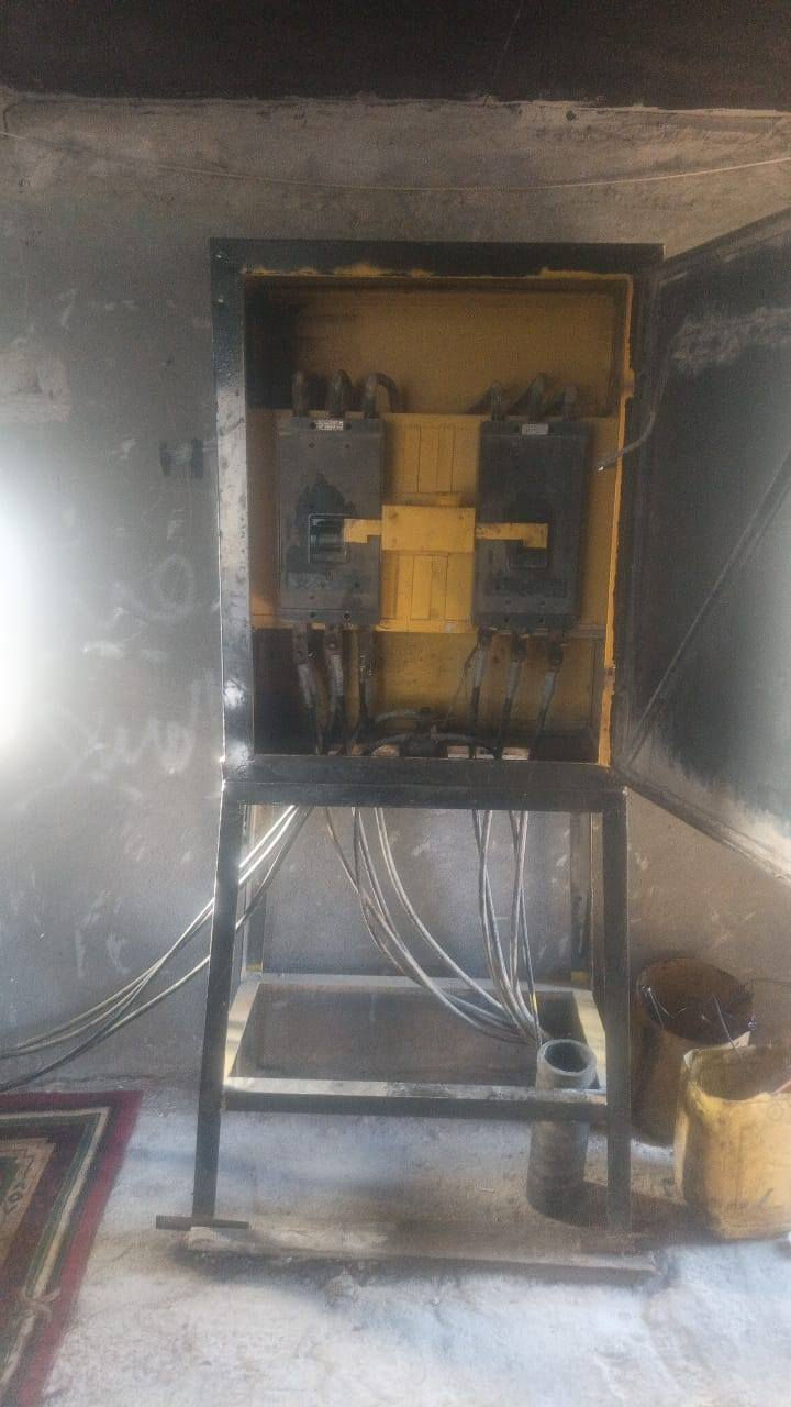 السلام عليكم موقع للبيت الحمل 500وبلصيف 700 المكان طويريج الرجيبه حي الزهراء الحي فقط موقع واحد حي جديد مكاين عدد ثنين جي 10روس توليد 250 حصت الكاز 90كيفي ومسوي كتاب زيادة قدره السعر 28وقابل للتفاوض للاستفسار ***********
