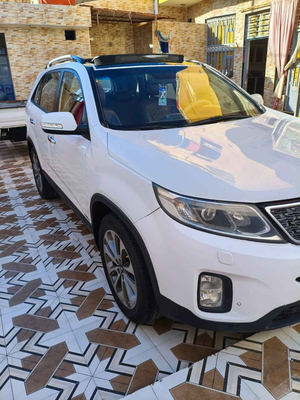 كيا سورنتو 2014 كويتي فول
رقم بغداد  الجديد 11  بسمي تحويل ثاني يوم 
‏‎ماشيه 70  الف حقيقي سياره شرط الفحص 
‏‎سياره جديده بمعنى الكلمه 
‏‎مواصفات 
‏‎بصمة تشغيل 
 فورويل
مانع انزلاق
‏‎بصمة أبواب 
كشنات جلد 
‏‎كشنات كهرباء 
‏‎تبريد 3 قطع
‏‎7 راكب 
‏‎6سلندر 3500
‏‎حساس امامي وخلفي
‏‎نظام ايكو + سبورت تقليل البانزين
‏‎ومواصفات أخرى 
‏‎سيارة جديدة معنى الكلمة شرط الفحص
‏‎(السعر 205$ ) و بيهه مجال 
رقمي ***********
مكاني الديوانيه الحمزه الشرقي
