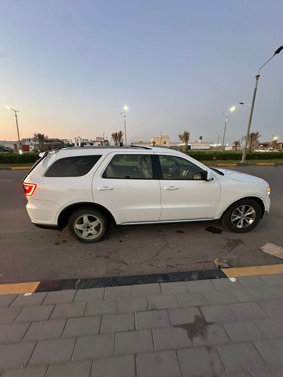 البيع دورنكو ٢٠١٦  فول موصفات سابقن كفاله 
لبيع علئ حادثه سياره ابيع ادوات  واقع حال ابو سنويه موجود ومستمسكاته موجوده بس سياره  مطلوبه كمرك انه ابيع ادوات وسعر ٨٧ ورقه وبيه مجال مكان سياره ناصريه مركز 
*********** ناصرية, ذي قار
