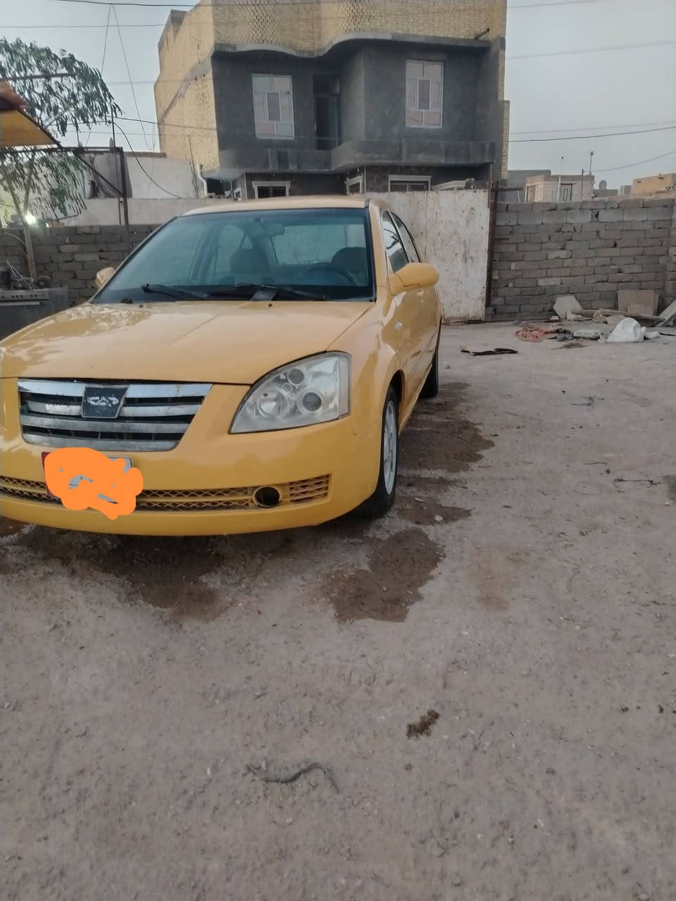 شيري اي فايف 2013 سياره لا ضربه ولا تبديل صبغ بيبان خلفيه فقط تحويره جديده مكينه او كير او ضفيره او تخم تاير او حداديه كله جديد منضومه تبريد جديده بس زرف بلراديتر  راعيهه يمي ايريد مداور مكاني ناصريه مركز *********** بيع او مراوس 32 او بيهه مجال قليل
