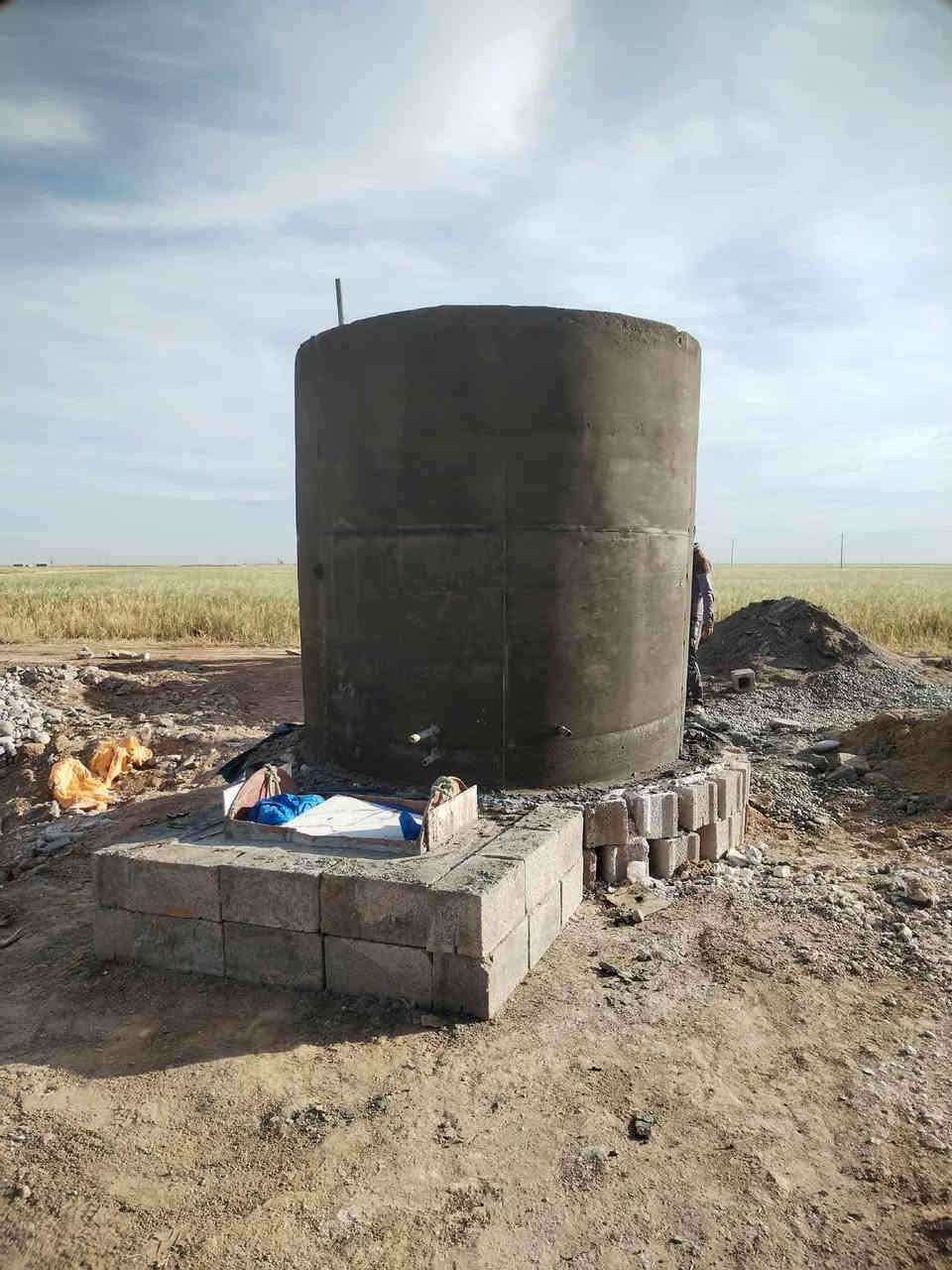 السلام عليكم يوجد قالب مال قصاطل للايجار السعر 60 ألف ياخذ ماء خزن 8000لتر هذا رقمي *********** نشتقل في الشرقاط حالياً الجميلة بعاجة العيثة الخضرانيه
