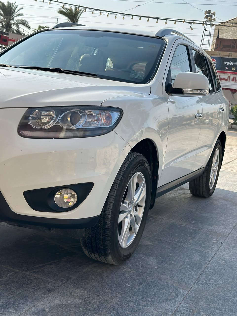 سنتافي للبيع خليجي موديل 2011 رقم بابل فول مواصفات
محرك 2400
7 راكب 
3 قطع تبريد 
بصمة 
فتحة
ثلاجة
مقعد السايق كهرباء 
تحكم سترين فول
نظام ABS
مري شفط
ماشية 175 الف
مكفولة من الصبغ والحادث والتبديل 
محرك كير كفالة 
ملاحظه / السيارة بيه بارد بالجاملغ وحالوب جدا بيسط
موضح بالسونار  العنوان بابل  
للإستفسار اتصل ***********
