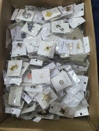 بروشات شلعه اتعد اكثر من 600 قطعه الي ايريده ايراسلني خاص 07858289528