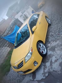 كورلا للبيع موديل 2013سياره جديده بيها بونيد وجامرلغ فقط حادث بامريكه ...