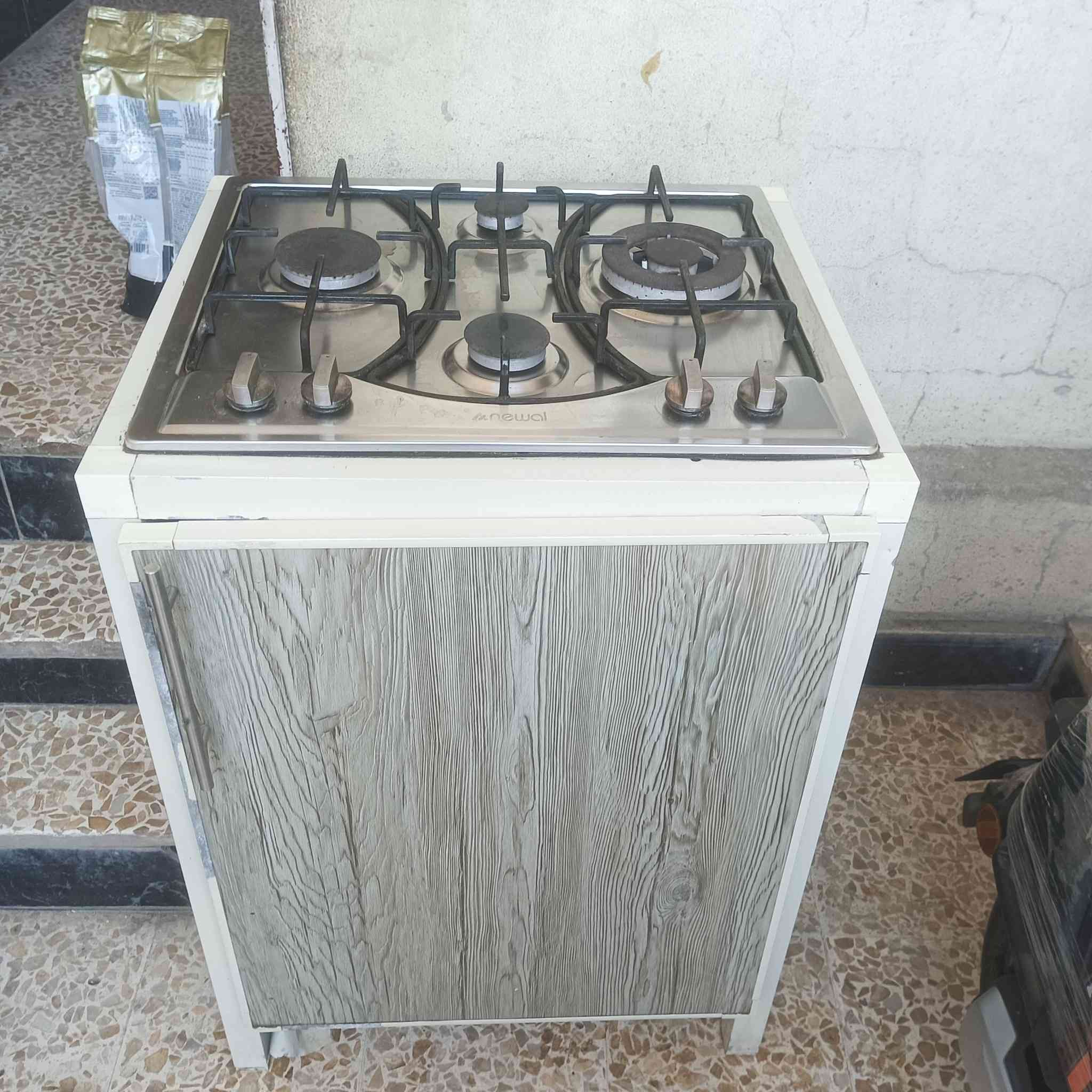 كاونتر ابو كرانيت 3ابواب حيل نضيف السعر 75وطباخ ابلازمه مع قاعده المنيو شرط شغال ونضيف السعر 65
***********
يوجد توصيل
