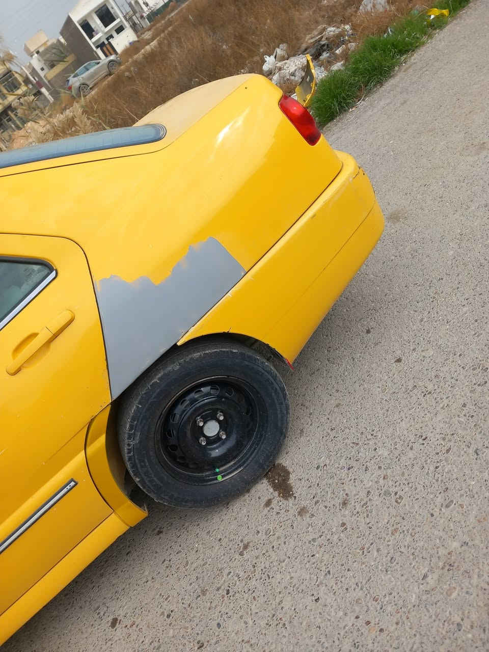 سلام عليكم شيري مديل 11 كفاله عامه لأصبغ ولاضربه بس بيه جملغ خلفي بي شوي وموضح بلا صوره كيري ومكينه كورلا جديد بيه  بس نقص تبريد كمبريسر فقط سياره حلوه وحلى من صور سعر 35 وبيه مجال مكان الدوره البعيثه متواجد وتساب اتصل ع رقم ***********
