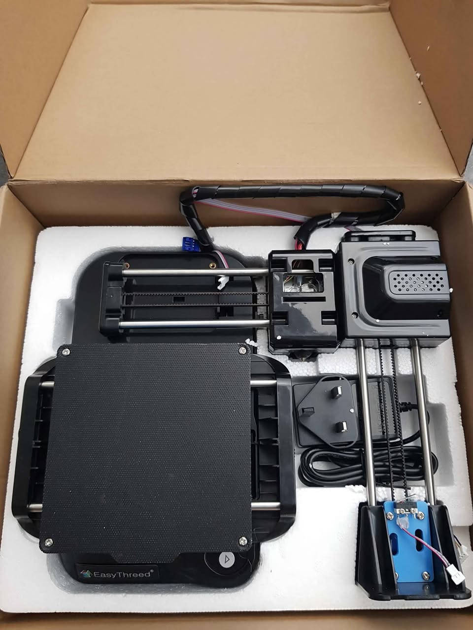 طابعة ثلاثية الابعاد 🖨

✅ مثالية للطلاب، الهواة، والتجارب المنزلية.
✅ حجم صغير وخفيف – مناسب للمكاتب والبيوت.
✅ سهلة التشغيل وتدعم الطباعة بدقة عالية.
✅ اقتصادية وتعمل بخيوط (Filament) متوفرة.

💵 السعر: 90,000 د.ع فقط
🚚 التوصيل متوفر لجميع المحافظات

📲 للطلب أو الاستفسار يرجى التواصل عبر واتساب:
📞 *********** – *********** أربيل, العراق
