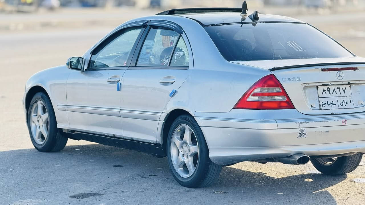 للبيع 
مارسدس 
موديل 2000 ادوات 
محرك كير شرط 
كشنات جلد 
كشنات كهربائي 
تحكم ستيرن 
سلايت 
تخم تاير جديد
كهربائيات كلها شغاله 
مسجل شاشه 
صدر امامي خلفي جديد
السياره جديده بمعنى الكلمه آحلا من آلصور جاهزه ماناقصها برغي 
مكان السياره تكريت الأستفسار آتصل ع صاحبها 
0780 031 0364
