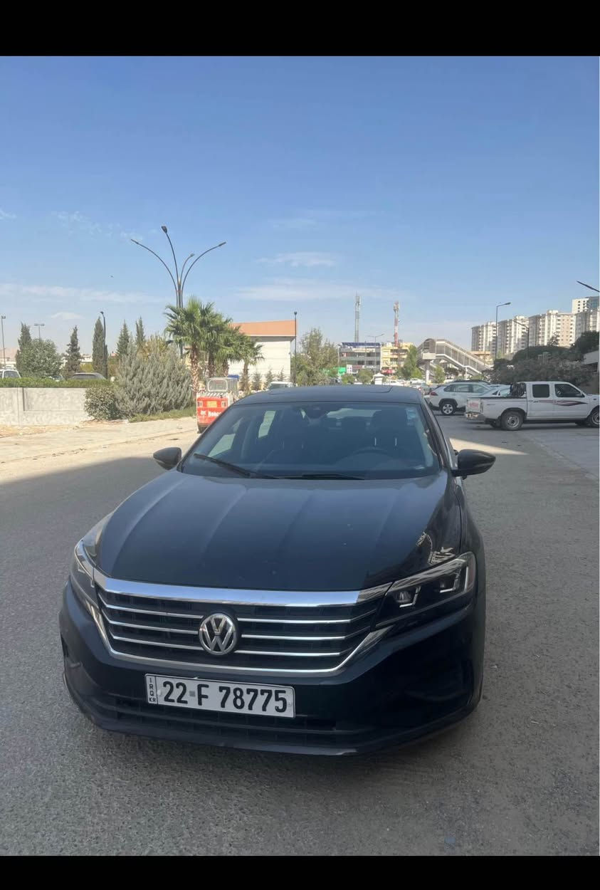Volkswagen Passat SE 
‎موديل 2021 
‎52,000km ڕۆیشتن
‎مەکینە 2.0 Turbo 
‎مواسەفات SE
‎( هەر چوار دەوری رادارە - راداری پێش و پشتەوە کەخۆی برێک دەگرێت - راداری ئاوێنەکانی تەنیشت - راداری جامی پێشەوە و خەتی جادا - سەقف سلاید - کامێرای دواوە -کوشن جلد - کوشن کارەبای - کوشن هیتەر - بەسمە و شەغال - لایدی پێشەوە زینون - لایتی پشتەوە لید - ئەپڵکارپلەی - ویل گەورە سپۆرت ) 
*********** السليمانية, العراق
