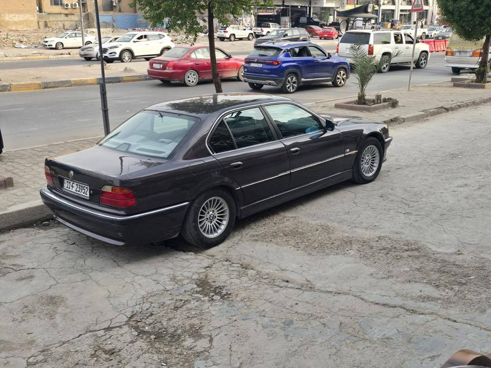 سلام عليكم بي ام دبليو 740سياره1997محدثه2000 الاستفسار***********
