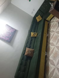 طقم كنفات للبيع السعر قفل ١٠٠ الف يابلاش البيع اليةم حصرا  07517193212