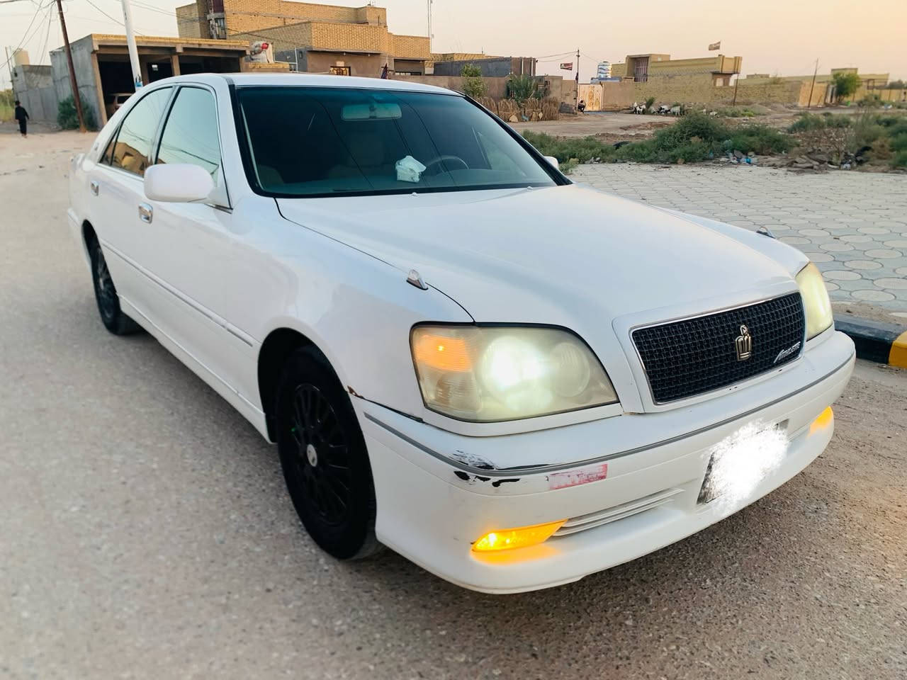 ~ أدوات   أدوات  أدوات  ~
‭***********‬ 
سعره 30 
🔺 جنون 
🔺 كصة جنطة شغل درجة أولى 
🔺 اثلث رياضي 
🔺 دكمتين 
🔺 دواخل بيجي 
🔺 تبريد ثلج ❄️ 
🔺 تبريد قطعتين ،خلفي
🔺 لون صدفي 
🔺 كشنات 4 تحكم كهربائي 
🔺 تحكم ستيرن كهربائي
🔺 تحكم بل مري
🔺 تخم تايرات جدد 
🔺 مري شفط 
🔺 حدادية جديدة 
🔺 كير ومكينة كارتوون 
🔺 السيارة احلا من الصور تجي وتشوف ، ربع دينار ماتصرف عليها جاهزة للأخير 

▫️ مكاني ناصريه 
  سعرها 30  جوه السوك 
‭***********
