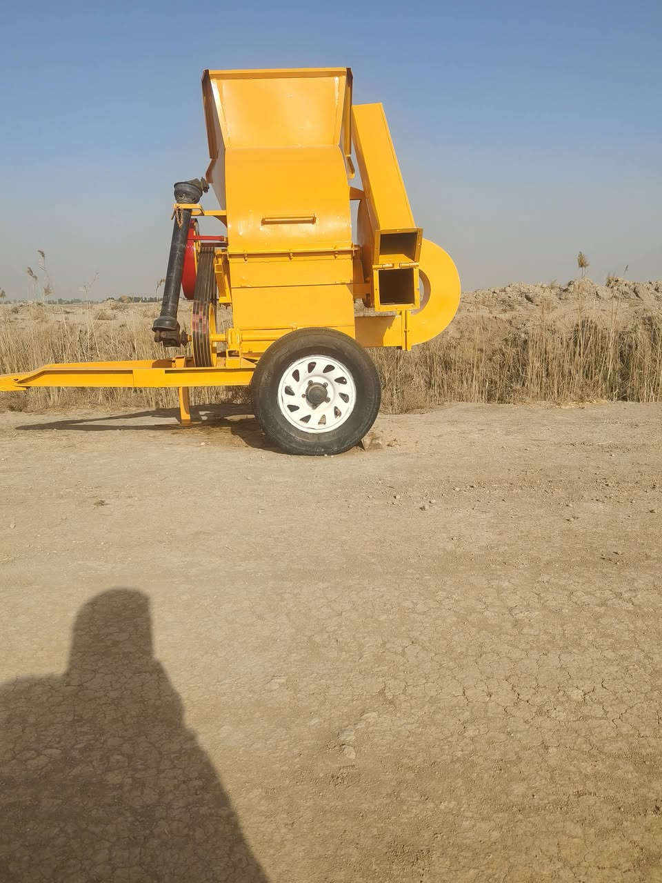 كاروظه للبيع للستفسار الاتصال على الرقم معه سويتر شيرازي الأصلي مشتغل 20دونم معه 80سيم حتياط الاتصال على رقم ***********

***********
