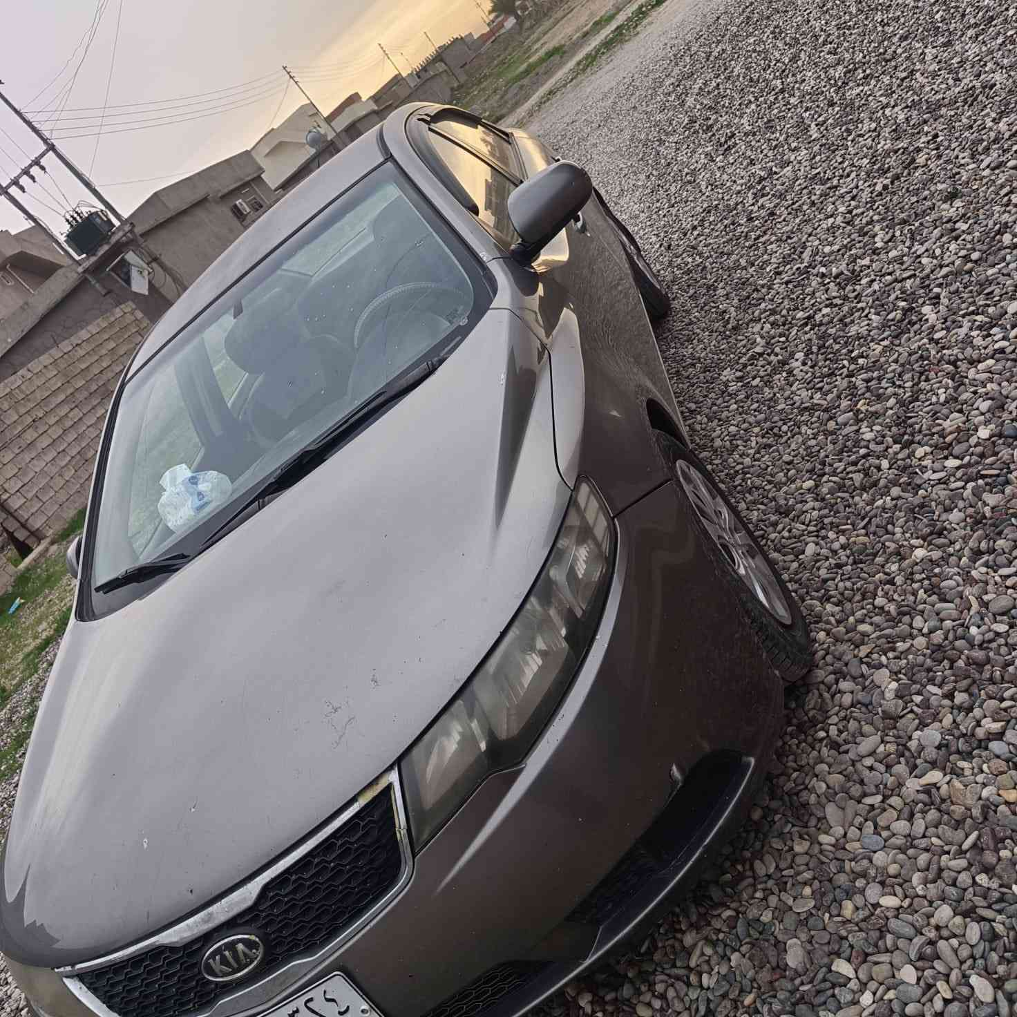 السلام عليكم سيراتو موديل 2012
رقم نينوئ شرط التحويل كابون بانزين بيه 

كير محرك شرط محرك مال گصه 

______________________

صبغ حزام اثر شضايه 

صدر جديد 

طخم تاير جديد 

سعر 82 وبيها مجال 

________________

للستفسار الاتصال علئ الرقم ***********
