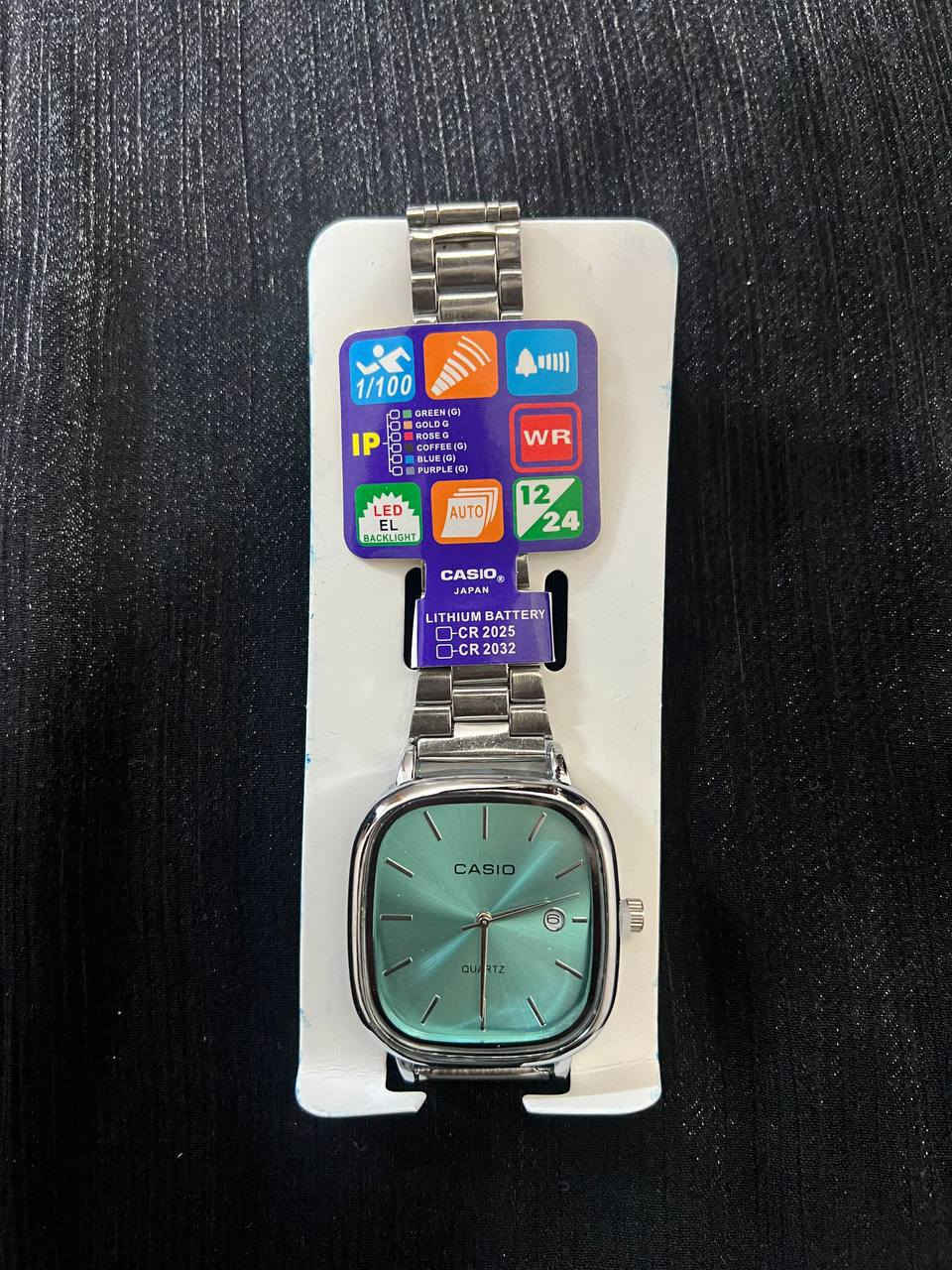 السلام عليكم
ساعات جديد ثقيل وطلاء ثابت وجبة جديده وحديثه  تصفة محل 
 ابيع ارخص من الجمله  بسعر كلش مغري 
للتوصل واتساب ***********
