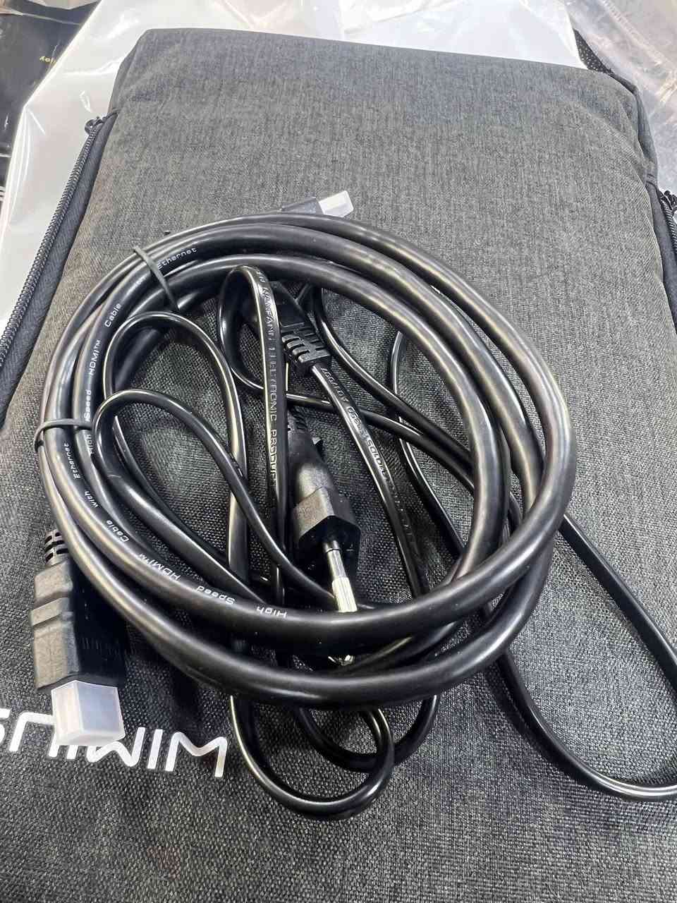 السلام عليكم 
داتا شو معروفة ماركتها و سعرها 
كامله جديدة هيه وستاند و بردات و على اخر حبه 
200 قفل 
شكرا


**إذا كنت صاحب هذا الإعلان وتريد حذفه لأي سبب، رجاءا أرسل رسالة إلى الدعم الفني**